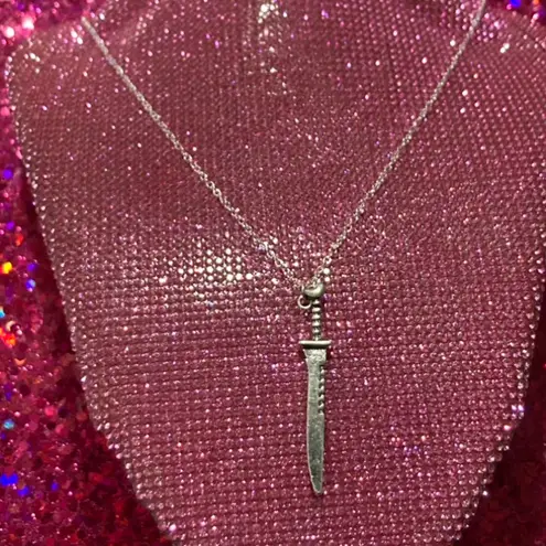 925 Renaissance Medieval English Sword Necklace Halloween creepy Silver