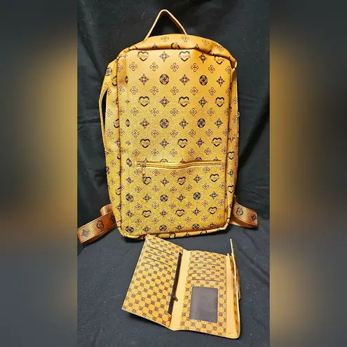 Luxurious Tan and Black Geometric Backpack