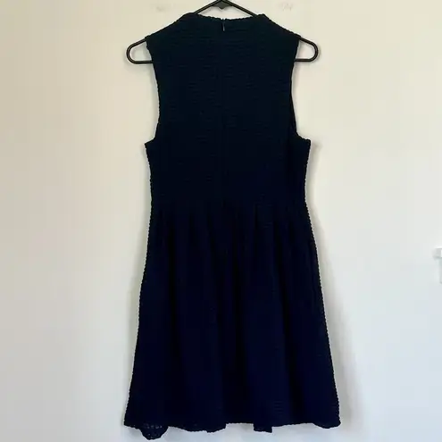 Deletta Black High Neck and Sleeveless A-Line Mini Dress - Size: Medium