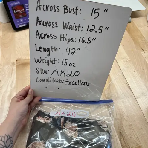 Ali & Jay Costes Black Floral Velvet Sleeveless V-Neck A-Line Dress Size XS