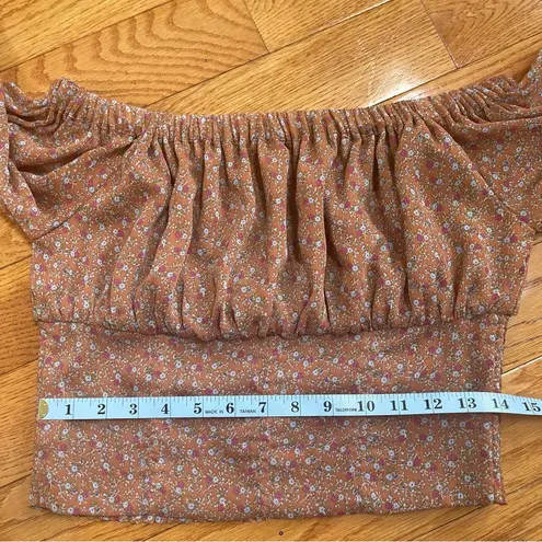 ASTR  the label off the shoulder boho floral chiffon sleeve crop top M