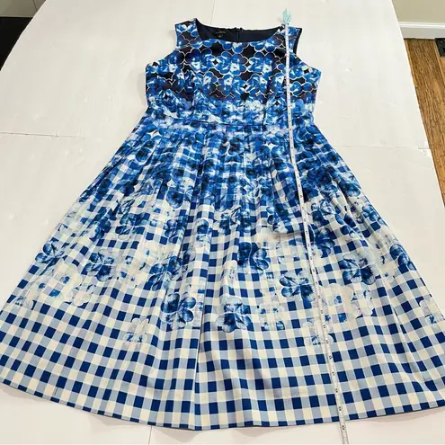 Talbots  Blue Floral Gingham Sleeveless Fit Flare Sleeveless Pockets Dress Size 4