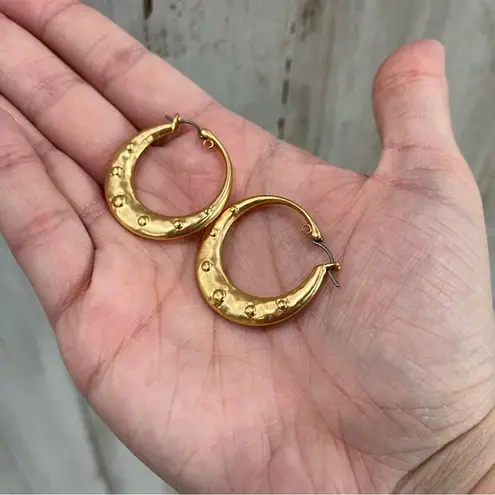 Madewell  Celestial Charm Hoop Earrings Gold Tone READ FLAW