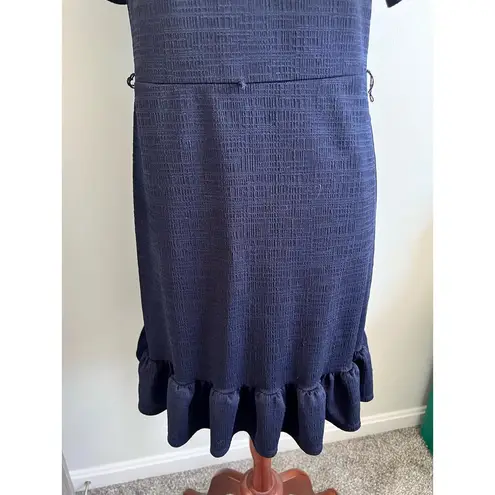 Emma & Michele Short Sleeve Ruffled Knee Length Dress Small