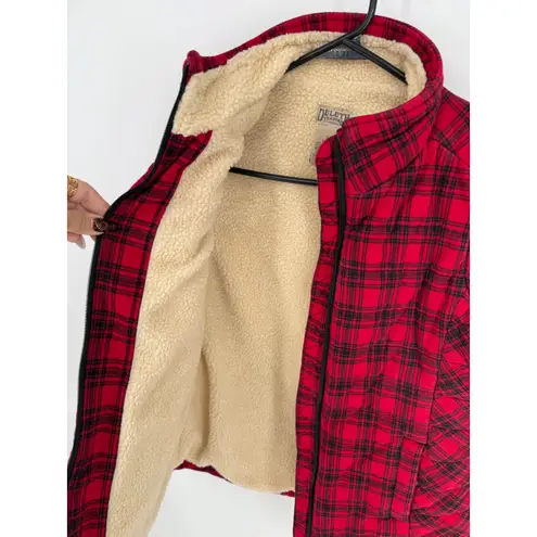 Duluth Trading Co Red Black Plaid Sherpa Lined Quilted Vest Size S Cabincore