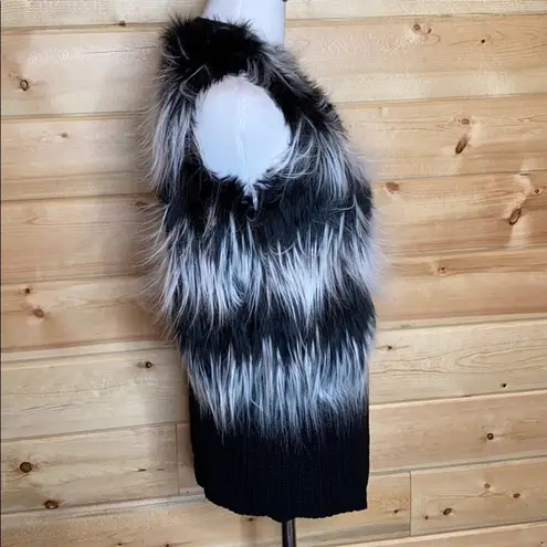 Vince Camuto  Faux Fur Cardigan Sweater Vest XS