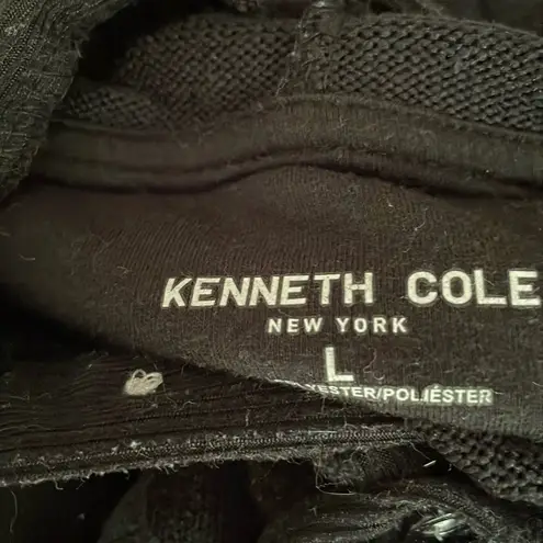 Free with Bundle unisex Kenneth Cole Black sweater size large - Image 5