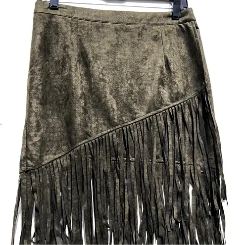 Blush Noir  Green Fringe Skirt Size M