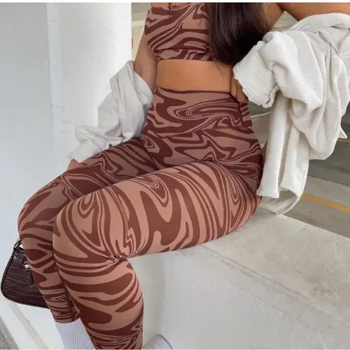 Balance Collection Balance Athletica Vitality Women’s M Storm Rider Leggings Brown Swirl Cloud NWT