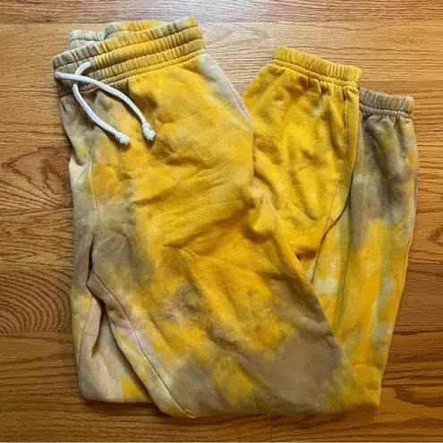 Urban Outfitters Out from Under yellow tie dye daisy knee sweatpants