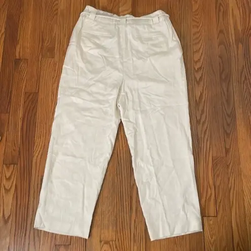 Chico's  Paperbag Waist Tapered‎ Ankle Pant size 2 Regular Large NWT
