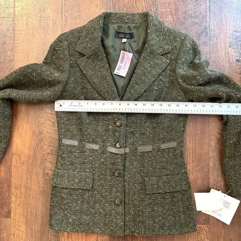 Rickie Freeman TERI JON two piece skirt suit, size 2, NWT Green