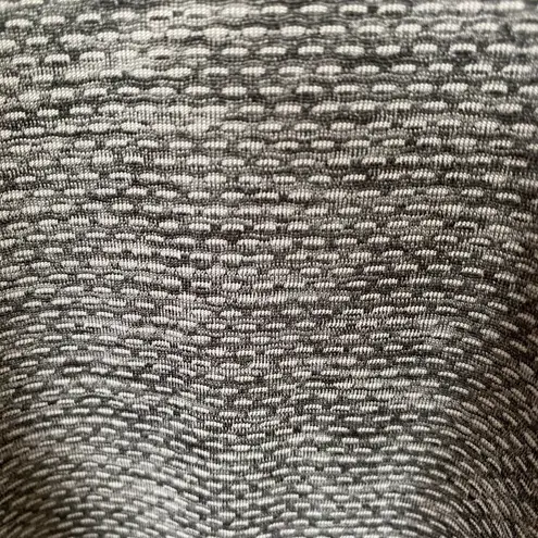 Avia women's XL gray heather stretchy pullover short sleeve crew neck t-shirt