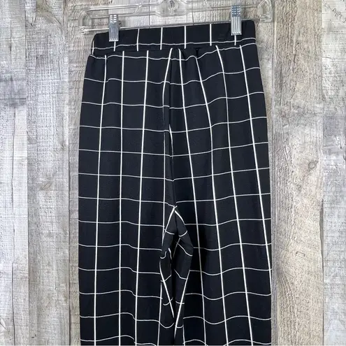 SheIn  Tall XS Plaid Black & White Pants Soft & Stretchy