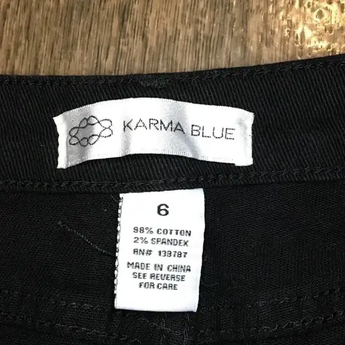 Karma Blue Black Embroidered Denim Jean Shorts Women’s Size 6