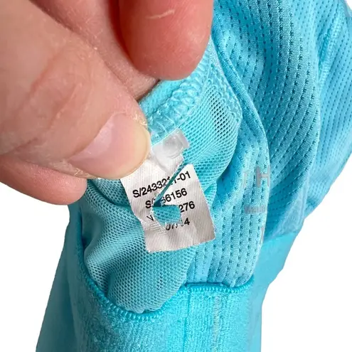 Athleta  Stunner Robin Egg Blue T Strap Exercise Tank Top