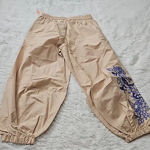 NWOT Free People Movement Baller Embroidered Pants Pacific Sand Size XS & Small Blue
