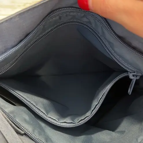 Dakine Jo Jo Crossbody Bag in Gray/Blue Gray