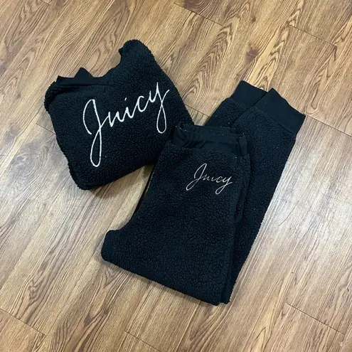 Juicy Couture  Black Sherpa Logo Track Set Size Small