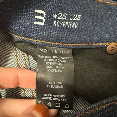 Mott & Bow Boyfriend Straight Jeans Womens Size 26x28 Dark Wash Classic Blue
