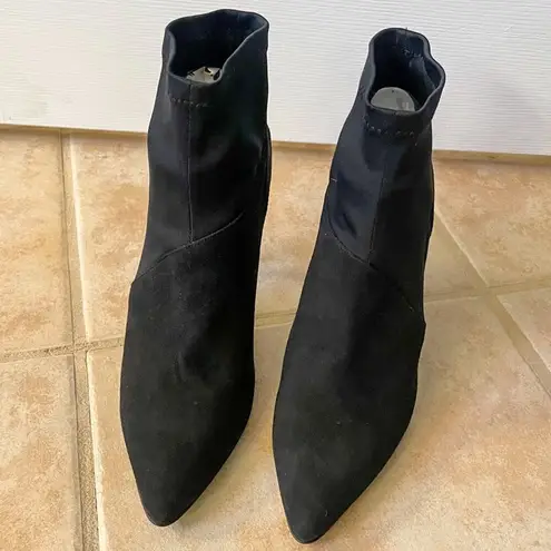 Bettye Muller NEW Gidget Leather Stretch Bootie, NWOT, US Size 8, MSRP $378