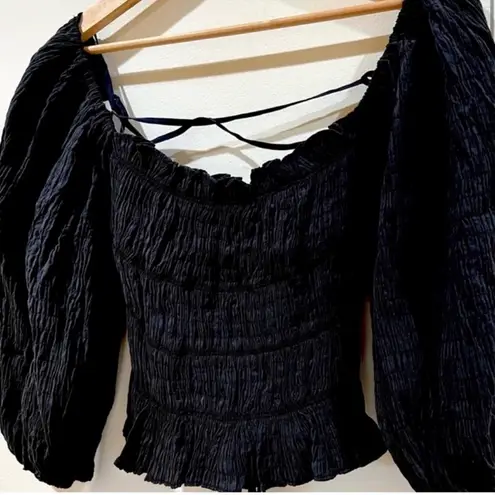 Urban Outfitters NWT  Vida Lace-Back Smocked Top Black