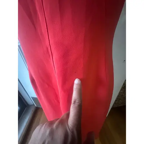 Tahari Red Knee-Length Sheath Dress – Classic Elegance, Minor Spots