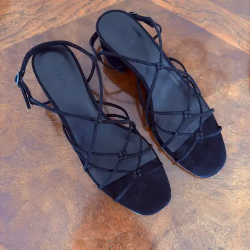Doen Reve Block Heeled Sandal Black Suede Womens 37 NIB Size 6.5