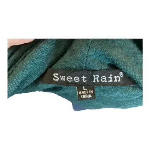 Sweet Rain  large women’s zip up sweater.