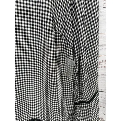 Relativity Top blouse Women XL color black white 3/4 sleeves Gingham NWOT