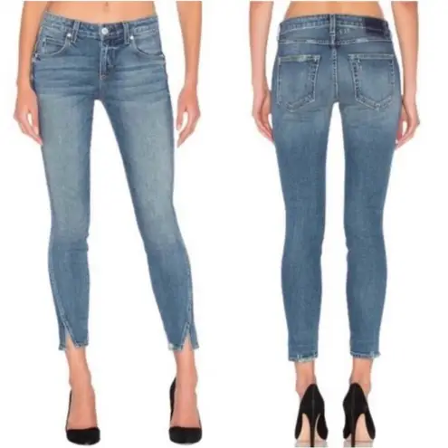 AMO denim twist in girl crush skinny distressed ankle jeans fits like a 31 or 12 Blue