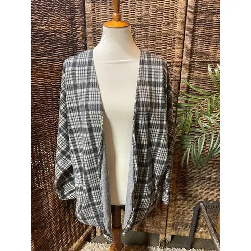 Riah Fashion Gray Open Plaid Cardigan with Pockets L