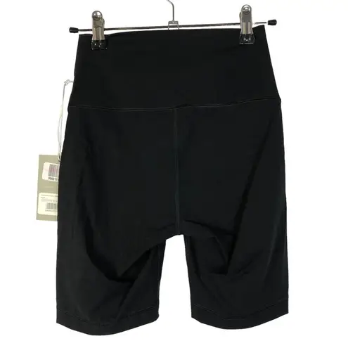 Everlane  The Perform Black Biker Athletic Short M