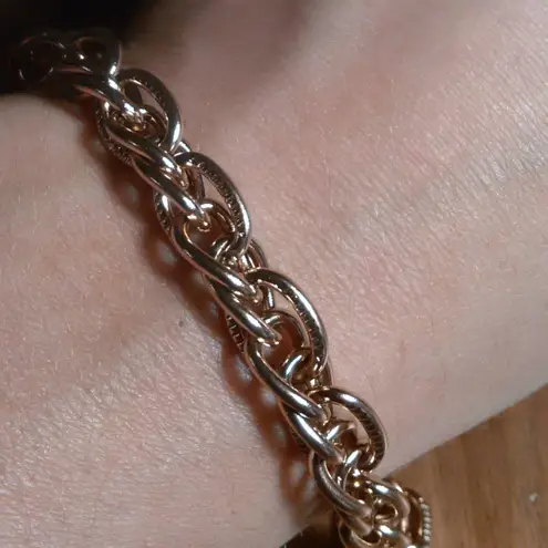Twisted Link Chain Ion Plated Rose Gold Over Stainless Steel Bracelet (8 Inch)