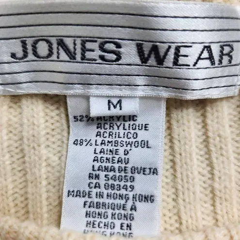 Jones Wear  yellow crewneck sweater  lambswool size medium