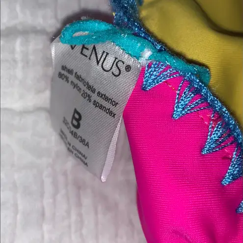 Venus Women’s  Pink Yellow Reversible Swimsuit String Bikini Top Size B cup