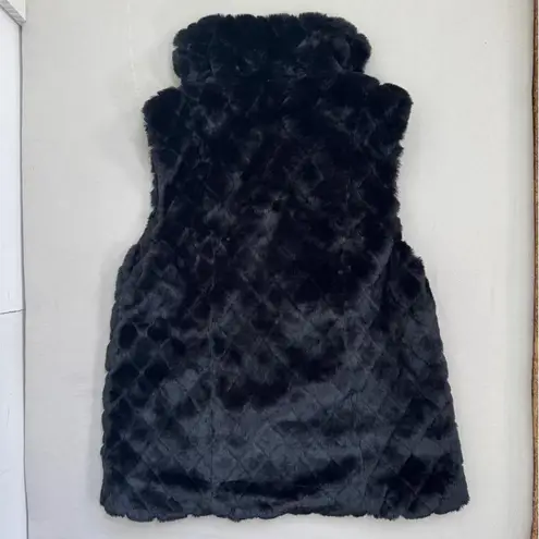 Carmen Marc Valvo CARMEN Faux Fur Vest Womens Size S/P Black Quilted Zip Up High Collar Cozy Soft