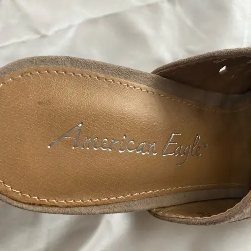 American Eagle | Tan Laser Cut heeled Mules sz 9