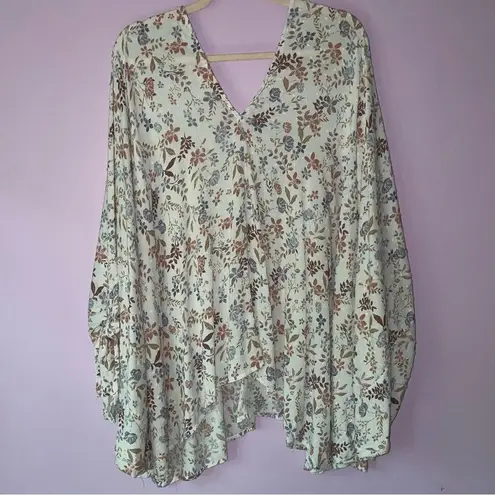 1.4.3. Story by Line Up 143 Story Poncho Top 3X White Swiss Dot Whimsical Floral Boho Print Dolman