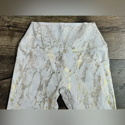 Curves & Combat Boot’s Gold Snake Print Leggings White Size M