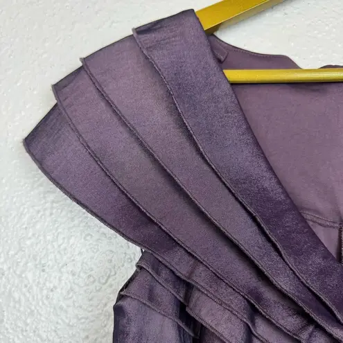 Tadashi Shoji Iridescent Satin Pleated Blouse 10 Purple Flower Cap Sleeve Whimsi