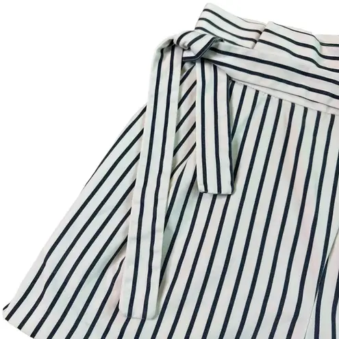 ZARA  Trafaluc Black White Stripe Shorts Paper Bag High Waist w/ Belt Size Small