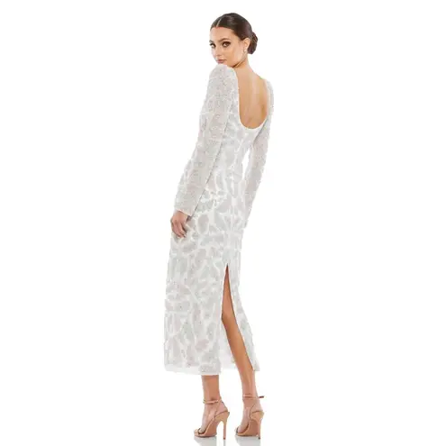 Mac Duggal FOLIAGE EMBELLISHED MIDI SHEATH DRESS. Size 8. $538