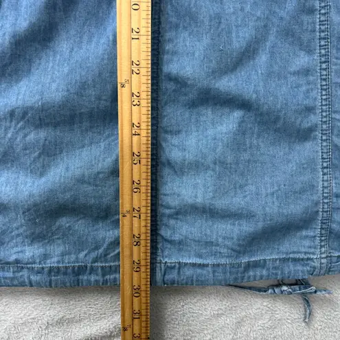 Torrid  Women's Denim Jacket Size‎ 2 Blue Lightweight Hooded Drawstring Anorak