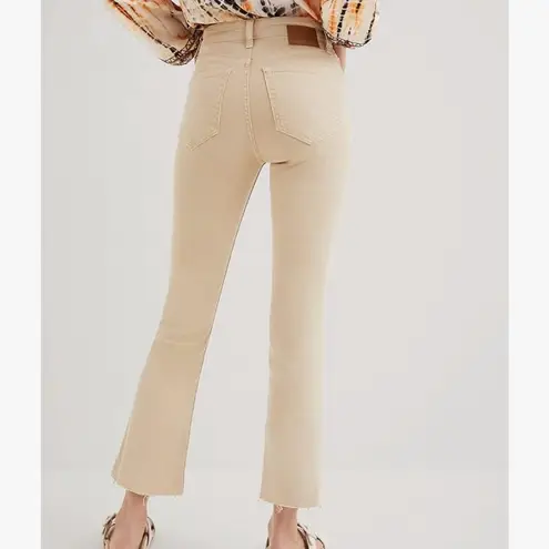 Desigual NWOT Beige Marlon Flared Cropped Jeans, Size 40