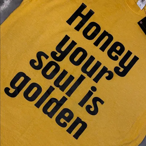 Golden Soul Graphic Tee | Inspirational Quote Tee