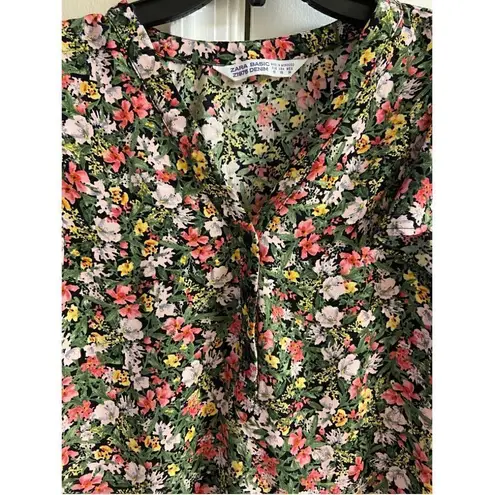 ZARA  - women’s multicolored floral pop over blouse, XS