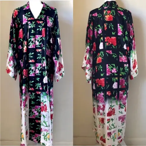 Natori Floral Caftan 3/4 Zip
Kimono Nightgown M Pink Size M