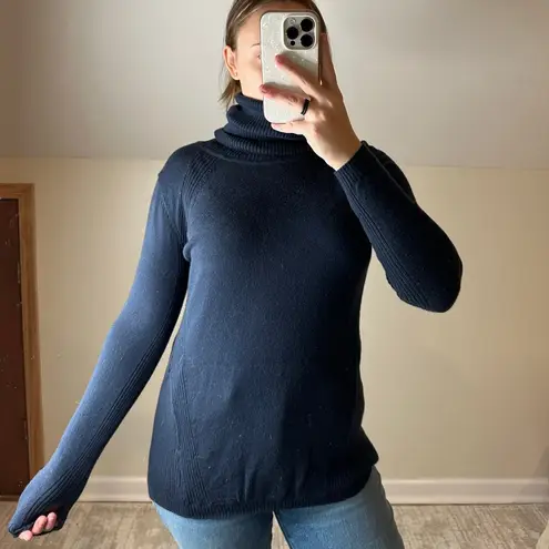 Lululemon: Navy Turtleneck Blue Size 8