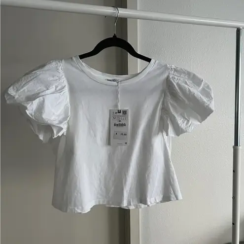 ZARA Brand New with tags  short puff sleeves white shirt